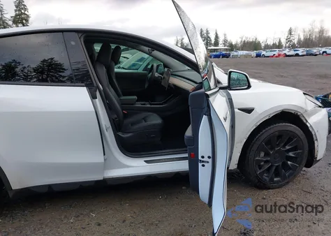 2020 Tesla Model Y Long Range Dual Motor All-Wheel Drive/Performance Dual Motor All-Wheel Drive из США, поврежденный, VIN 5YJYGDEF7LF004264